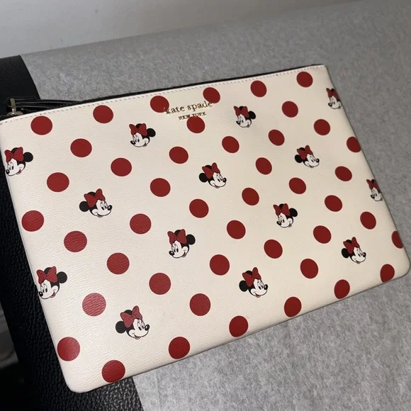 kate spade White & Red Minnie Mouse Polka Dot Wristlet Clutch - Picture 16 of 16